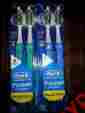 96600917 Pulsar Battery Powered Oral-b 3dwhite 3d White Toothbrushes 4 M Medium 300416683027