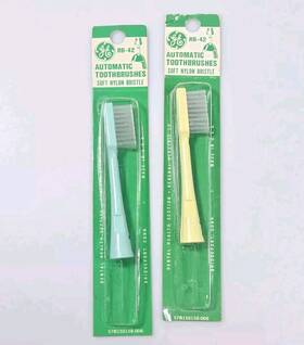 Rb-42 Ge Automatic Toothbrush Refill Brushes Soft Replacements Vintage