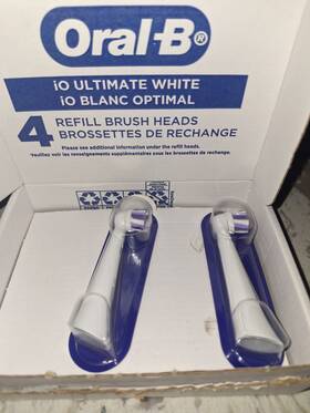 Oral-b 069055132784 Io Ultimate White Refill Brush Heads - New 4 Total