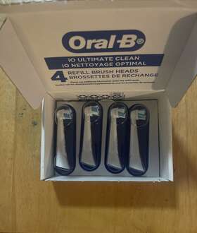 Oral-b 069055135822 4-count Io Ultimate Clean Replacement Brush Heads White