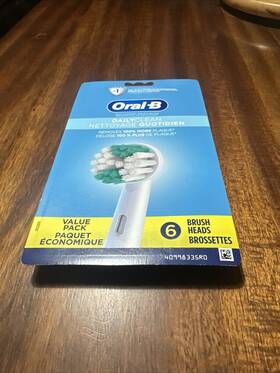Oral-b 069055140888 Daily Clean Electric Toothbrush Replacement Brush Heads Refill 6 Count