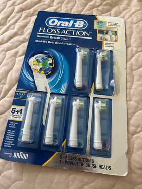 Oral-b 069055854068 Open Box Floss Action Replacement Brush Heads 6 Count Plus Power Tip