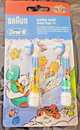 Oral-b 210201206521 Braun Extra Soft Age 4 Replacement Head Toothbrush Donald Duck And Pluto