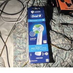 Oral-b 2378335ro Oral-b Precisionclean X Replacement Brush Heads X-shaped Bristles White 3 Pack