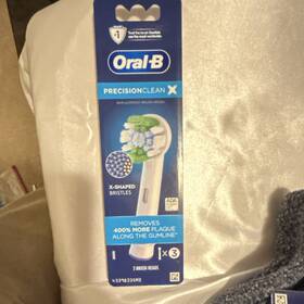 43378335ro Oral-b Precision Clean X Replacement Brush Heads 3-pack X-shaped Bristles