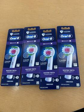52018335ro Oral-b 4 3d White X Replacement Brush Heads X-shaped Bristles 3 Pack