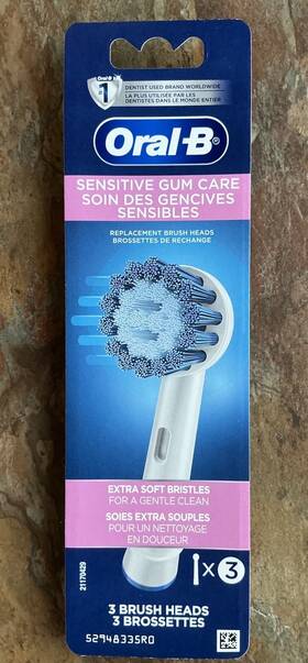 52448335rq Oral-b Sensitive Gum Care Replacement Brush Heads 3-pack White Extra Soft