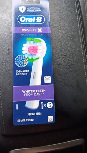 52628335ro Oral-b 3d White X Rotating Toothbrush Replacement Heads 3-pack X-shaped Bristles