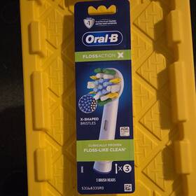 53163335ro Oral-b Flossaction X Rotating Replacement Heads 3 Pack X-shaped Bristles White