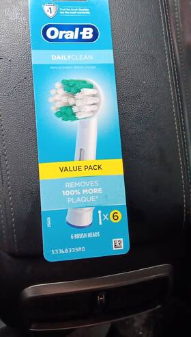 53368335ro Oral-b Daily Clean Rotating Toothbrush Replacement Heads 6-pack Indicator
