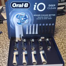 Oral-b 5588835a0 Oral-b Io Deep Clean Replacement Heads 9-pack Indicator Bristles White Black