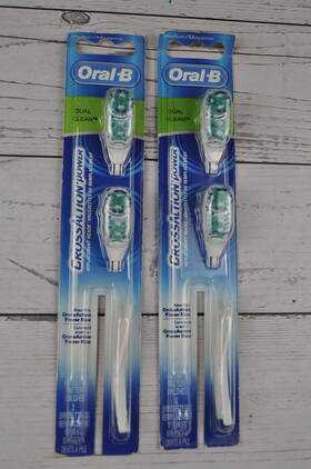 83835 Oral-b 69055 Cross Action Power Replacement Brush Heads Medium Toothbrush 2 Packs