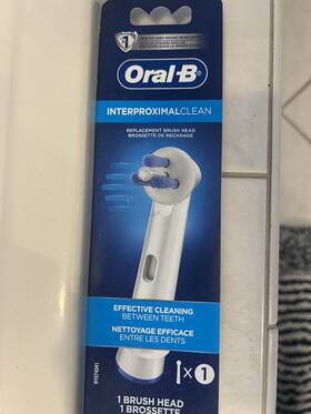91574241 Oral-b 3 Interproximal Clean Toothbrushs Replacement Brush Head White