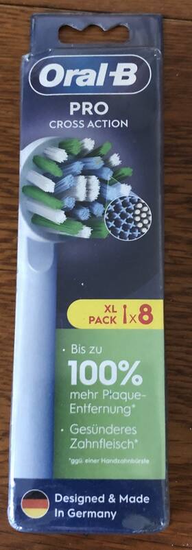 Eb50rb-8 Procter & Gamble 8 Count Oral-b Crossaction White Sealed Box