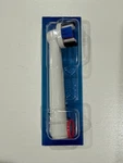 New Sealed Genuine Oral-b Electric Toothbrush Head 704 132-00. Fixed Price $5.00.