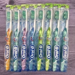 Lot Oral-b Advantage Artica Soft 40 Toothbrush Regular (48) Indicator Bristles. Fixed Price $39.99.