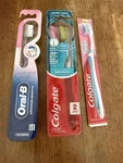 Lot 3 Toothbrushes Oral-b Advanced Sensitive & Colgate Ultra Soft Gum Health. Fixed Price $20.00.