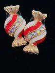 Betsey Johnson Christmas Crystal Wrapped Hard Candy Pu Leather Gift Box Included. Fixed Price $16.99.