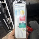 Philips Sonicare E-series Replacement Brush Head Standard Pack HX7022 New. Fixed Price $18.00.