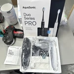 Aquasonic Duo Series Pro Electric Toothbrush Set Uv Sanitizer Black/white. Fixed Price $65.00.