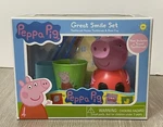 Peppa Pig Child Travel Toothbrush Holder Rinse Cup Excited Teeth Smile. Fixed Price $11.00.