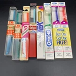 Lot Of 8 Vintage Tootbrushes Oral-b Tek Colgate Pepsodent Cunningham Nos. Fixed Price $14.99.