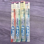 Lot Vtg Oral 40 Soft Angle Toothbrush Indicator Bristles Made Usa 1998. Fixed Price $39.99.