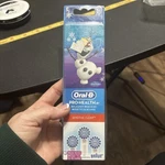3 Heads Oral-b Pro Health Jr Replacement Brush Disney Frozen Sensitive. Fixed Price $20.00.