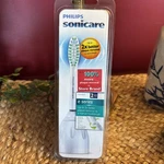 Philips Sonicare E-series 2PK Brush Heads HX7022 Brand New Genuine & Sealed. Fixed Price $17.99.
