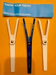 Flossaid Set Of 3 Floss-aid Dental Holder Wisdom Usa. Fixed Price $12.00.