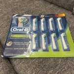 Oral-b Replacement Brush Heads 8 Pack New Sealed Pkg Nip Floss Action Vitality. Fixed Price $19.51.