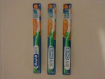 Oral-b Advantage Complete Deep Clean Manual Toothbrush Soft Bristles Lot 3. Fixed Price $13.99.