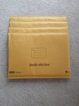 (4) New 3M Scotch Bubble Paper Mailers Cushioned Self Sealing Size 10.5" X 15". Fixed Price $17.95.