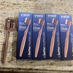 V-eco Replaceable Toothbrush W/4 Innovative Heads-nib. Fixed Price $15.00.