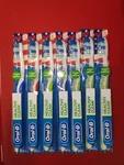 7 Lot Toothbrush, Healthy Clean Medium Oral-b, Mix Color. Fixed Price $30.00.