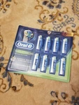 Oral-b Replacement Brush Heads 8 Pack New Sealed Pkg Nip Floss Action Vitality. Fixed Price $31.50.