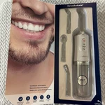 Brookstone Rechargeable Power Water Flosser 4 Flossing Tips New Box. Fixed Price $27.99.